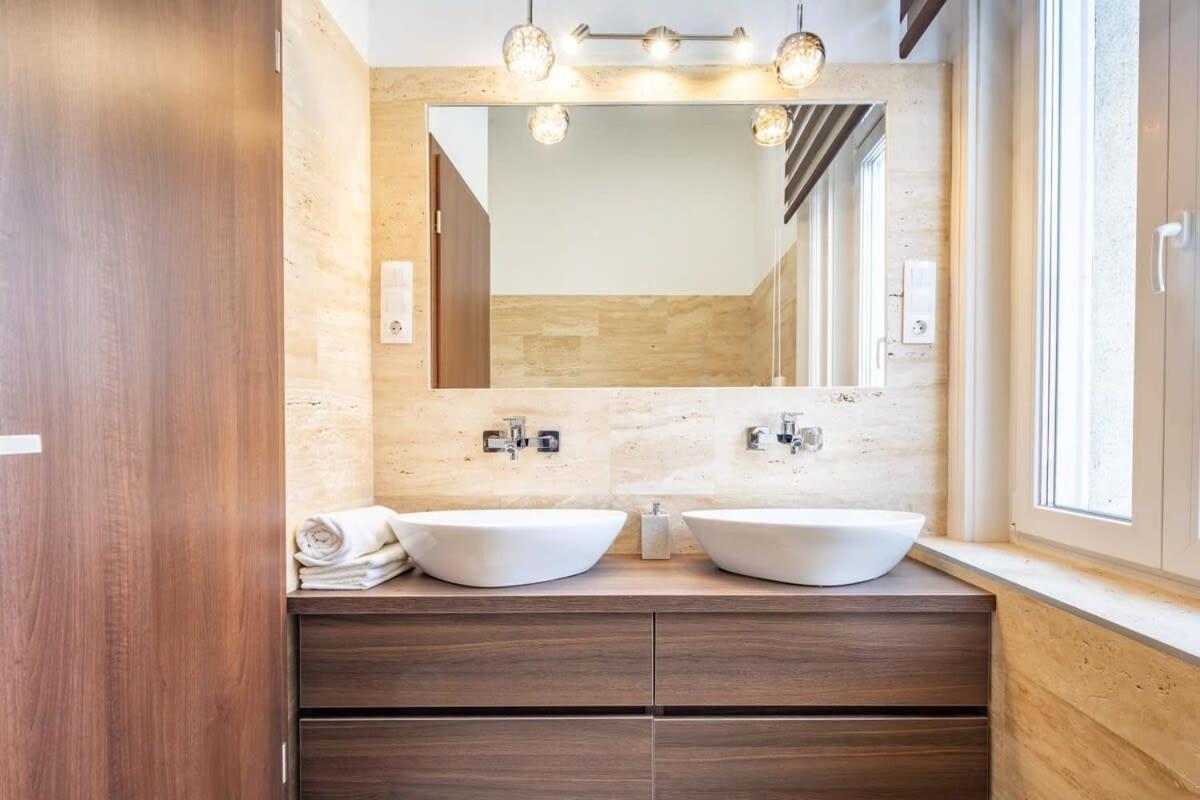 Appartement Splendid Perfectly Located Flat With Sauna à Budapest Extérieur photo