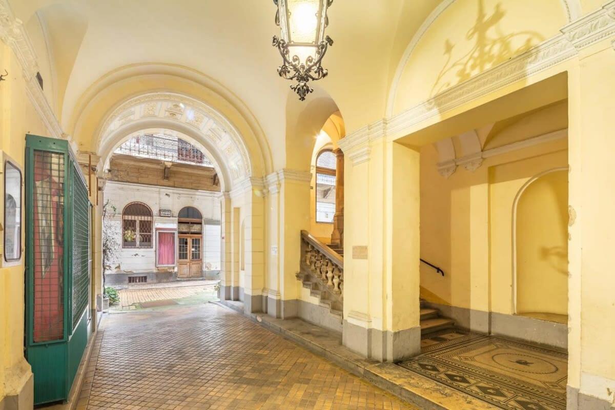 Appartement Splendid Perfectly Located Flat With Sauna à Budapest Extérieur photo